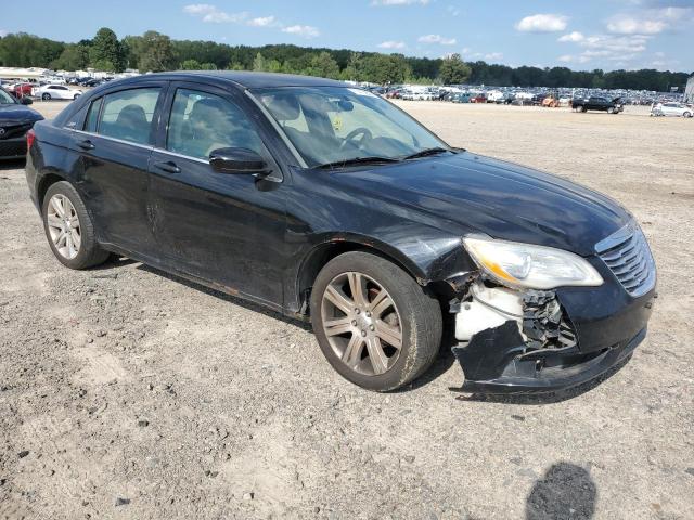 Photo 4 from auction – 2013 CHRYSLER 200 LX with VIN 1C3CCBAB3DN733110