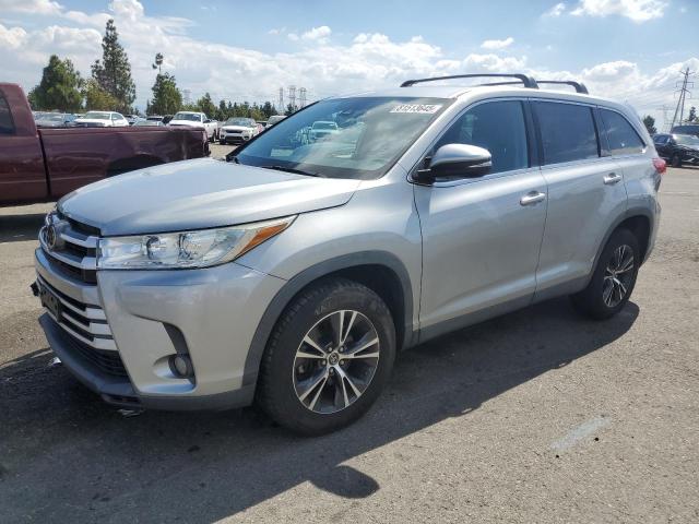 TOYOTA HIGHLANDER LE 2019 with VIN 5TDZZRFH6KS359285 - Photo from auction