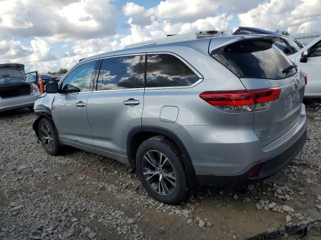 Photo 2 from auction – 2017 TOYOTA HIGHLANDER with VIN 5TDBZRFH9HS427752