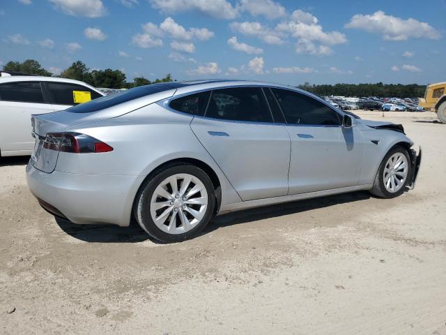 Photo 3 from auction – 2017 TESLA MODEL S with VIN 5YJSA1E13HF196994