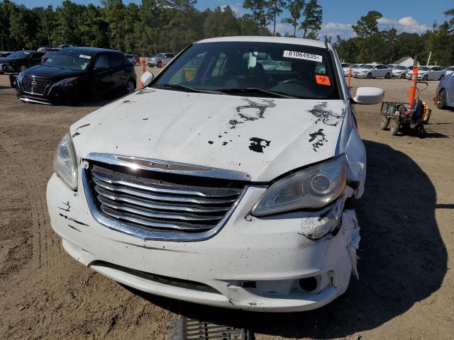 Photo 5 from auction – 2013 CHRYSLER 200 TOURIN with VIN 1C3CCBBB4DN656150