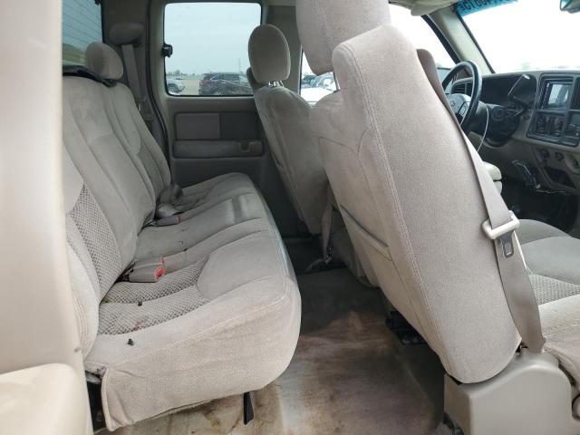 Photo 10 from auction – 2003 CHEVROLET SILVERADO K1500 with VIN 1GCEK19VX3E222069