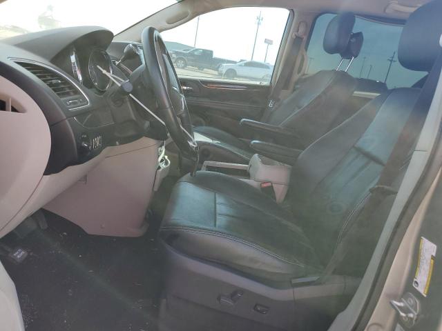 Photo 7 from auction – 2016 CHRYSLER TOWN & COU with VIN 2C4RC1BG2GR213207