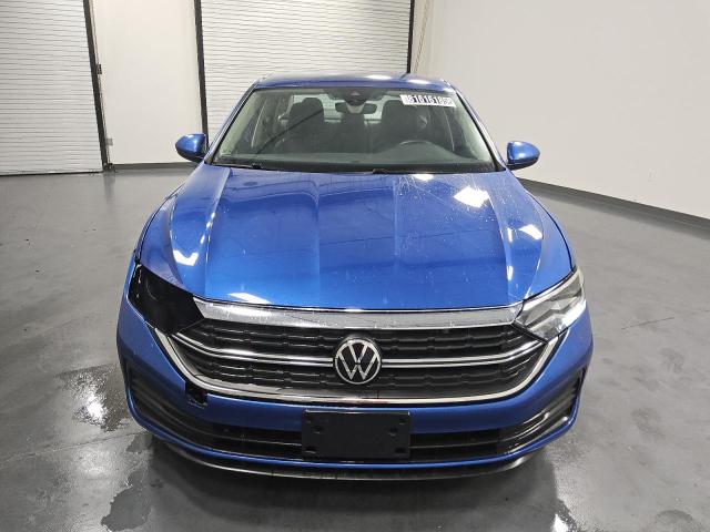 Photo 5 from auction – 2024 VOLKSWAGEN JETTA SE with VIN 3VWEM7BU4RM015000