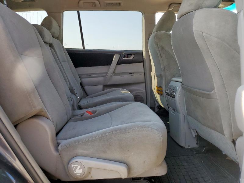 Photo 11 from auction – 2011 TOYOTA HIGHLANDER BASE with VIN 5TDBK3EHXBS072679