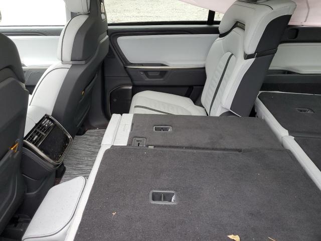 Photo 11 from auction – 2025 RIVIAN R1S ADVENT with VIN 7PDSGBBA4SN068337