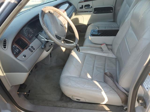 Photo 7 from auction – 2002 LINCOLN TOWN CAR E with VIN 1LNHM81W32Y611360