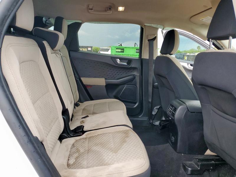 Photo 11 from auction – 2020 FORD ESCAPE with VIN 1FMCU9G62LUA85416