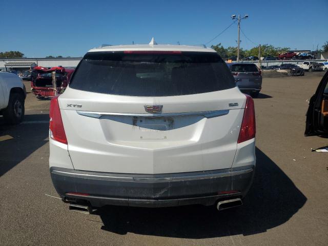 Photo 6 from auction – 2017 CADILLAC XT5 with VIN 1GYKNARS8HZ316266