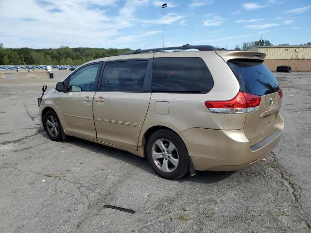 Photo 2 from auction – 2013 TOYOTA SIENNA LE with VIN 5TDKK3DC4DS286785