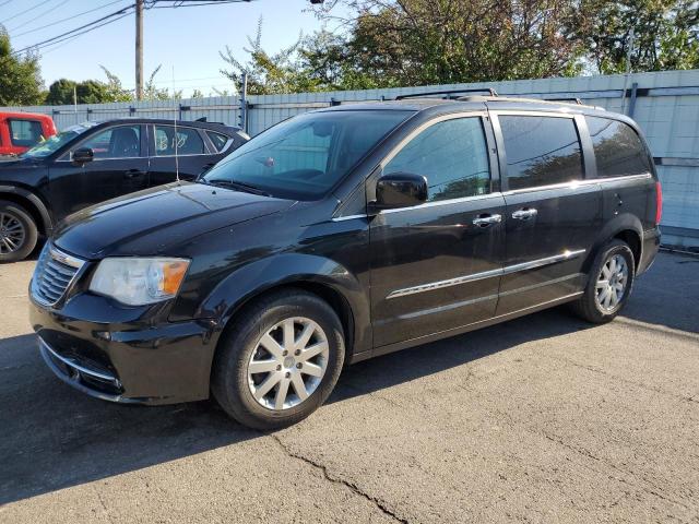 CHRYSLER TOWN & COU 2016 with VIN 2C4RC1BGXGR158201 - Photo from auction