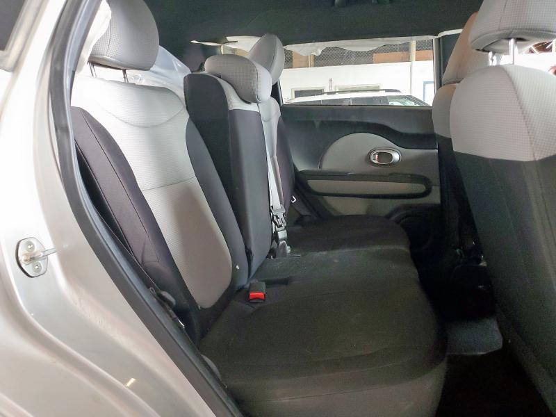 Photo 10 from auction – 2015 KIA SOUL with VIN KNDJN2A29F7766519