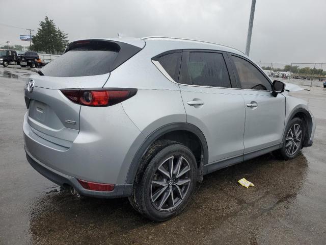Photo 3 from auction – 2018 MAZDA CX-5 TOURING with VIN JM3KFACM9J0331390