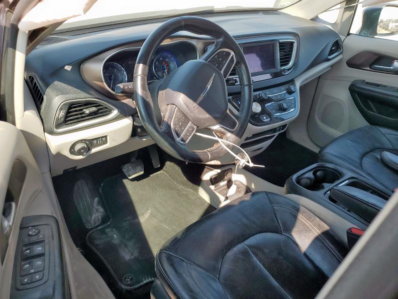 Photo 8 from auction – 2018 CHRYSLER PACIFICA TOURING L with VIN 2C4RC1BG6JR110802