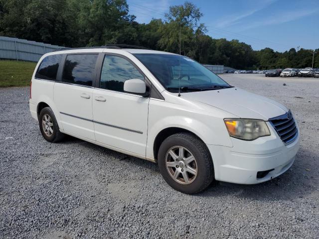 Photo 4 from auction – 2010 CHRYSLER TOWN & COU with VIN 2A4RR5D1XAR461284