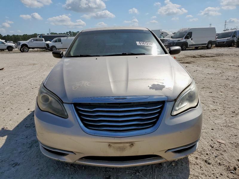 Photo 5 from auction – 2014 CHRYSLER 200 LX with VIN 1C3CCBAB2EN122843
