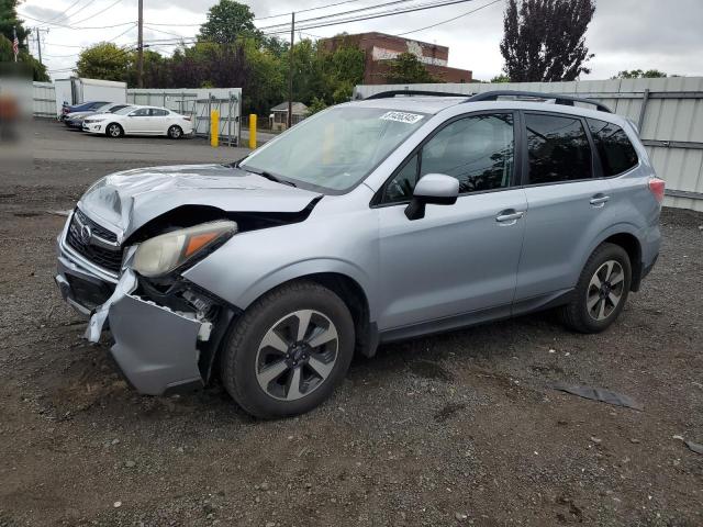 SUBARU FORESTER 2 2017 with VIN JF2SJAEC8HH528608 - Photo from auction
