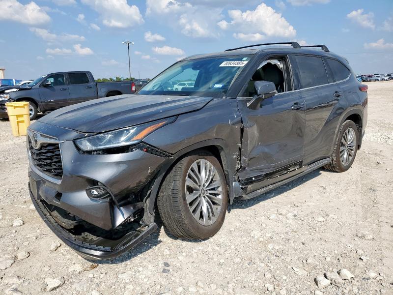 TOYOTA HIGHLANDER 2021 with VIN 5TDFZRBH1MS093623 - Photo from auction