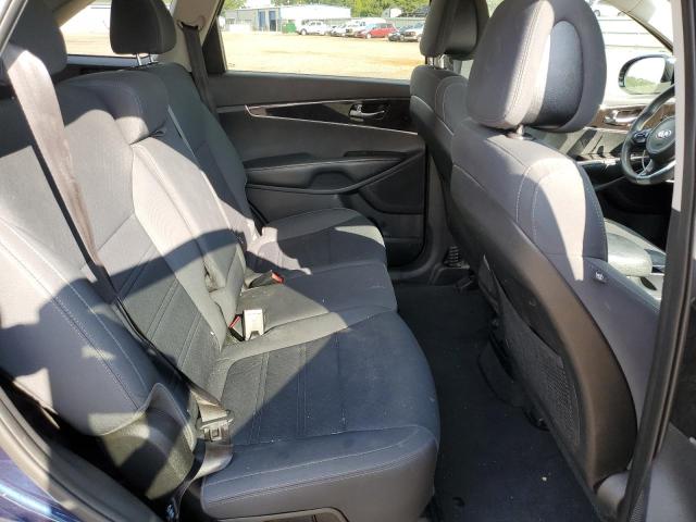Photo 10 from auction – 2016 KIA SORENTO LX with VIN 5XYPG4A38GG117789
