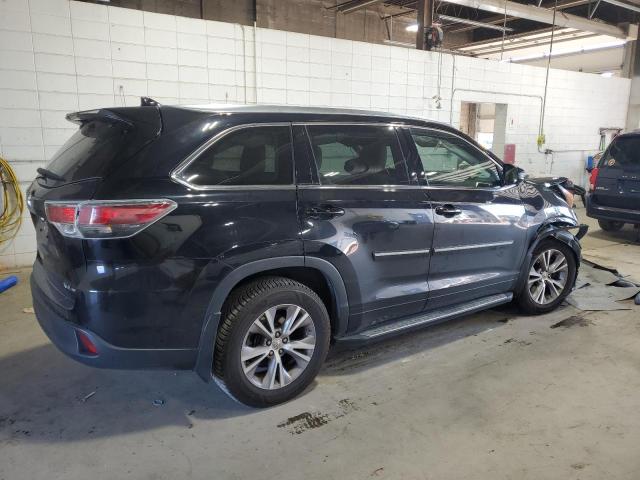 Foto 3 de la subasta – 2015 TOYOTA HIGHLANDER con VIN 5TDJKRFH5FS100391