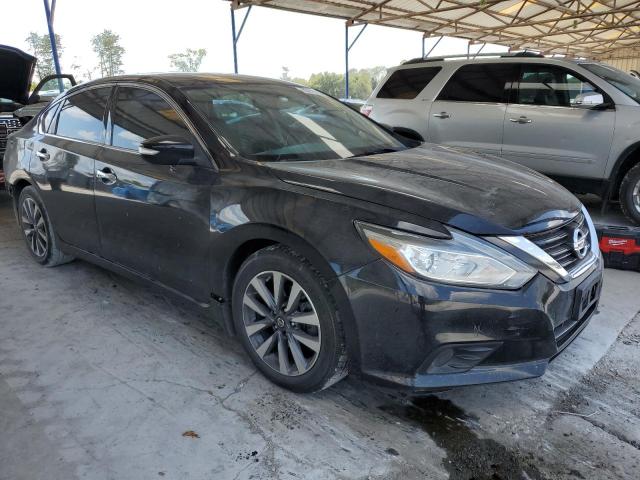 Photo 4 from auction – 2017 NISSAN ALTIMA 2.5 with VIN 1N4AL3AP0HC479576