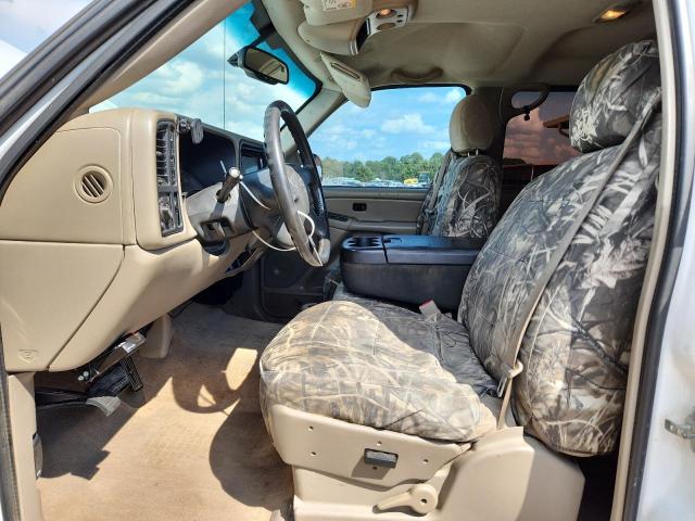 Photo 7 from auction – 2004 CHEVROLET SILVERADO with VIN 1GCHK23U64F258369