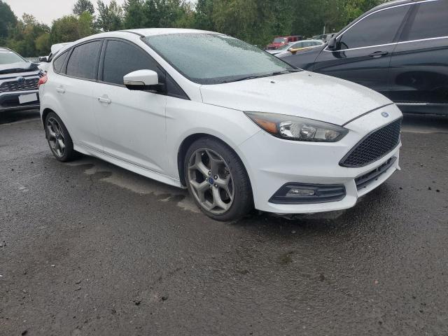 Photo 4 from auction – 2016 FORD FOCUS ST with VIN 1FADP3L95GL374515