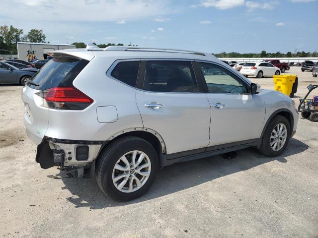 Photo 3 from auction – 2017 NISSAN ROGUE S with VIN JN8AT2MT2HW147848