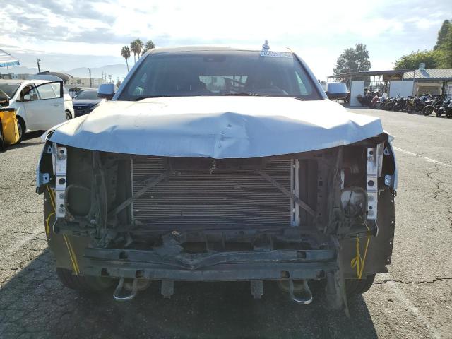 Photo 5 from auction – 2016 CHEVROLET SUBURBAN K with VIN 1GNSKJKC4GR343892