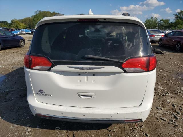 Photo 6 from auction – 2017 CHRYSLER PACIFICA T with VIN 2C4RC1BG7HR705104