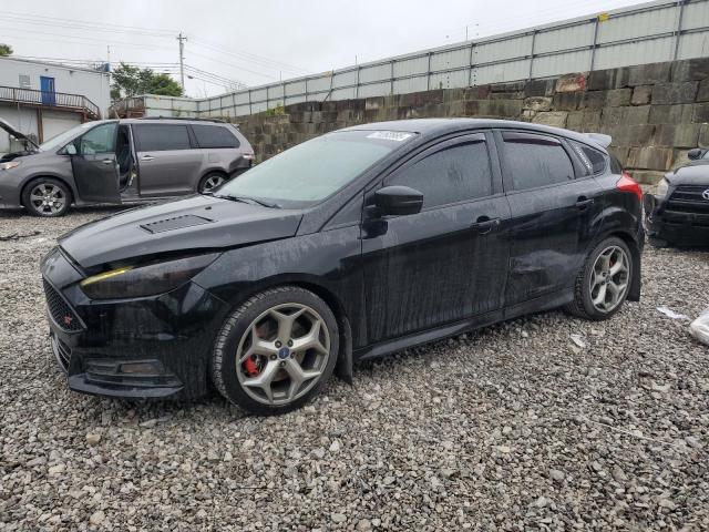 FORD FOCUS ST 2017 مع رقم تعريف المركبة 1FADP3L90HL276171 - صورة من المزاد