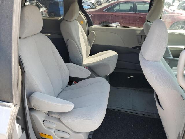Photo 11 from auction – 2013 TOYOTA SIENNA LE with VIN 5TDJK3DC5DS054207
