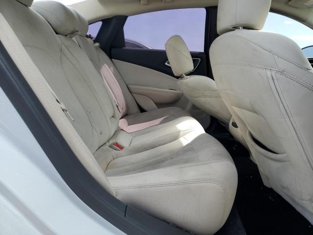 Photo 10 from auction – 2015 CHRYSLER 200 LIMITE with VIN 1C3CCCAB6FN554505