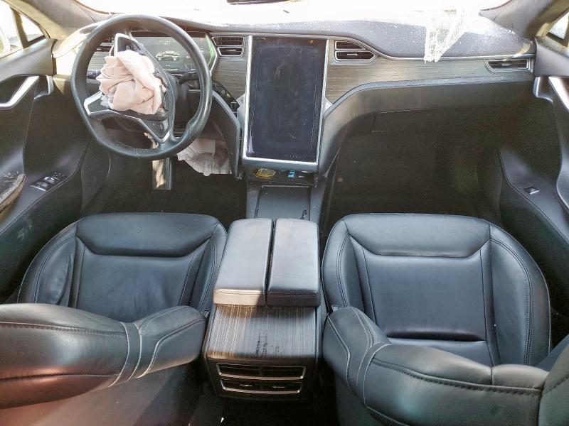 Photo 8 from auction – 2016 TESLA MODEL S with VIN 5YJSA1E20GF137473