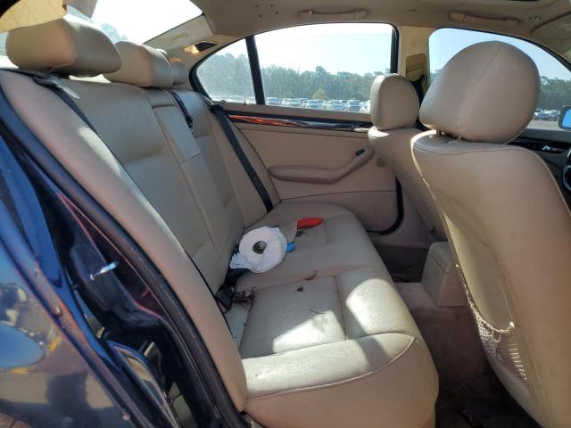 Photo 10 from auction – 2004 BMW 325XI with VIN WBAEU33474PR10927