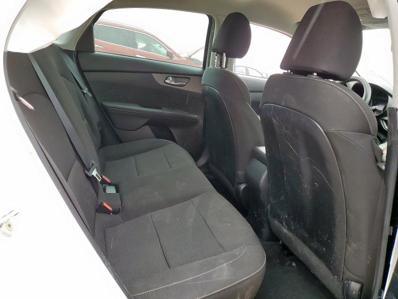 Photo 10 from auction – 2019 KIA FORTE FE with VIN 3KPF24AD4KE091460