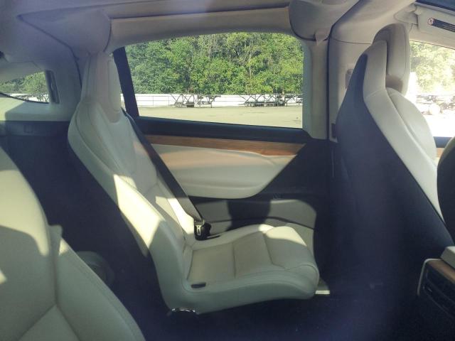 Photo 11 from auction – 2018 TESLA MODEL X with VIN 5YJXCBE28JF101897