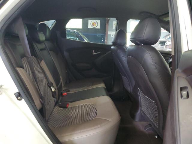 Photo 11 from auction – 2010 HYUNDAI TUCSON GLS with VIN KM8JUCAC8AU023034
