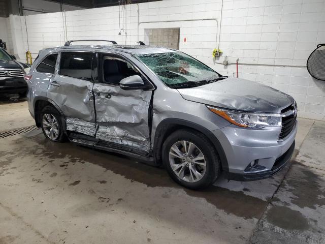 Photo 4 from auction – 2015 TOYOTA HIGHLANDER XLE with VIN 5TDJKRFHXFS221627