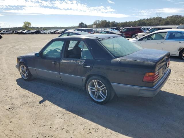 Photo 2 from auction – 1992 MERCEDES-BENZ 400 E with VIN WDBEA34E7NB834951