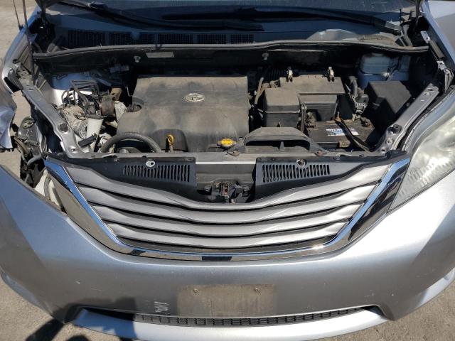 Photo 12 from auction – 2011 TOYOTA SIENNA XLE with VIN 5TDYK3DC3BS169173