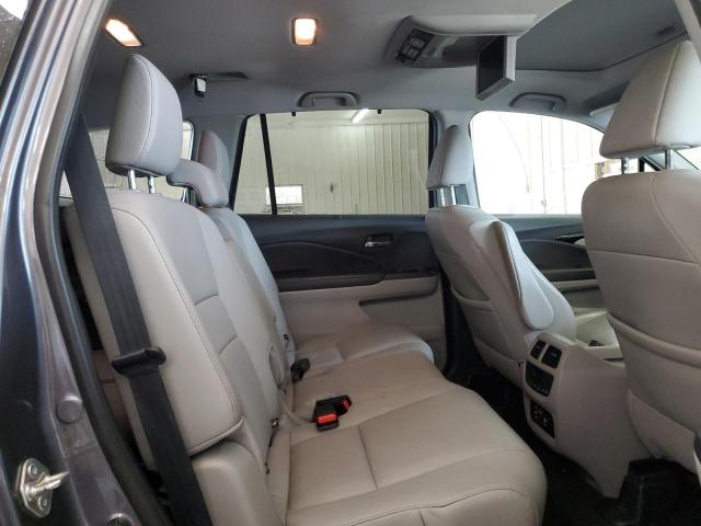 Photo 11 from auction – 2018 HONDA PILOT TOUR with VIN 5FNYF6H97JB016545
