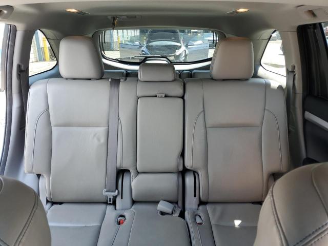 Foto 10 de la subasta – 2017 TOYOTA HIGHLANDER con VIN 5TDJZRFH7HS419290