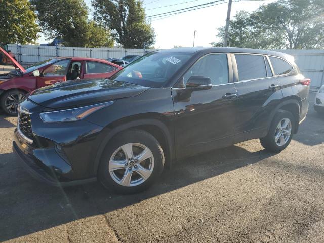 TOYOTA HIGHLANDER 2023 مع رقم تعريف المركبة 5TDKDRAH2PS011465 - صورة من المزاد