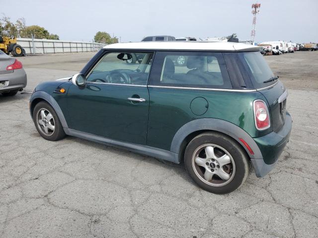 Photo 2 from auction – 2011 MINI COOPER with VIN WMWSU3C58BT093192