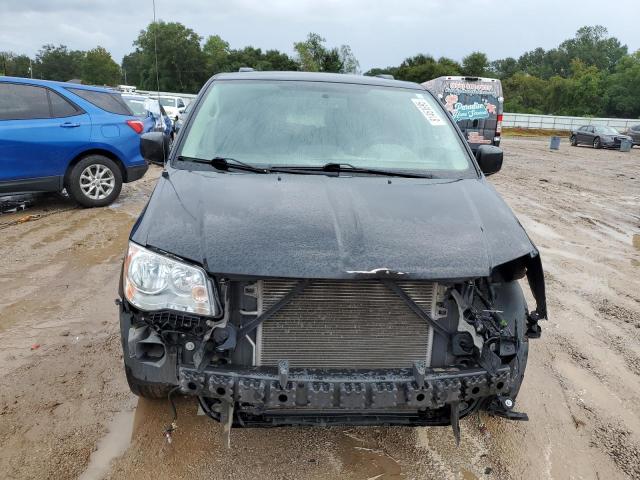 Photo 5 from auction – 2016 CHRYSLER TOWN & COU with VIN 2C4RC1BG2GR292913