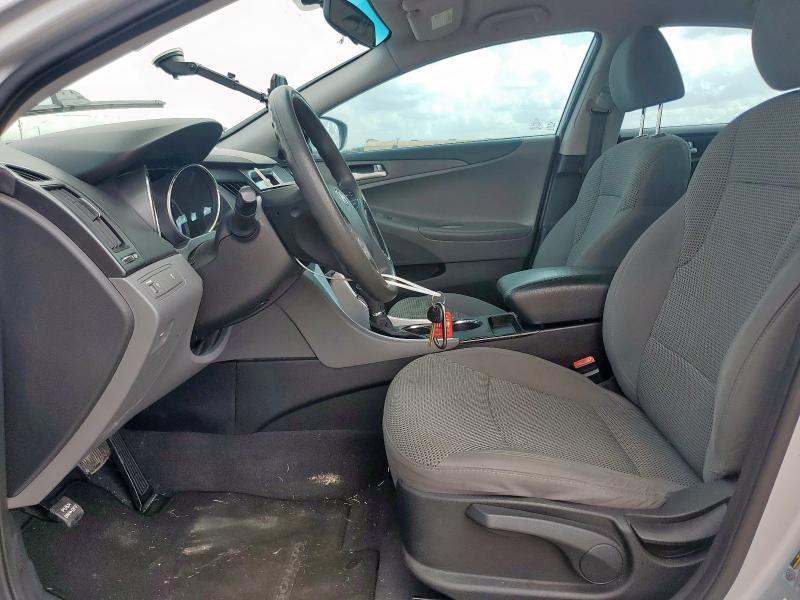Photo 7 from auction – 2011 HYUNDAI SONATA GLS with VIN 5NPEB4ACXBH140305