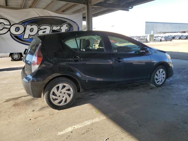 Photo 3 from auction – 2015 TOYOTA PRIUS C with VIN JTDKDTB39F1105063