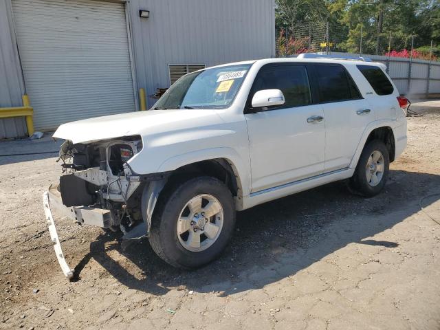 TOYOTA 4RUNNER SR 2011 with VIN JTEZU5JR5B5032045 - Photo from auction