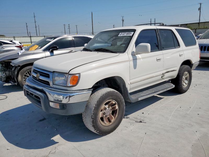 TOYOTA 4RUNNER SR 2000 with VIN JT3GN86R8Y0144125 - Photo from auction